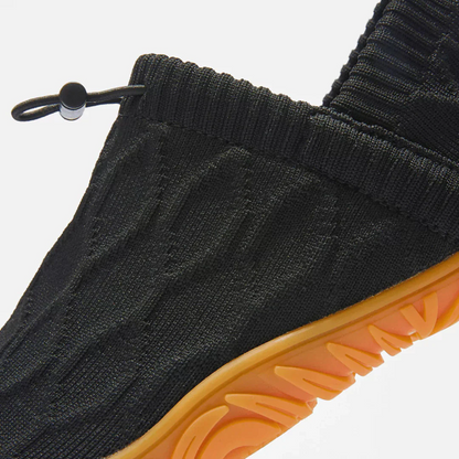 HelveFeet™